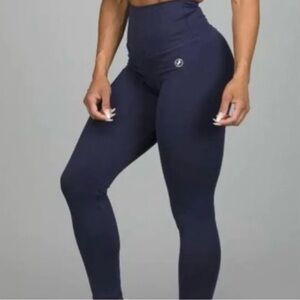 Abs2b Fitness Athletic Booty Scrunch Capri Crop High Waisted Navy Leggings